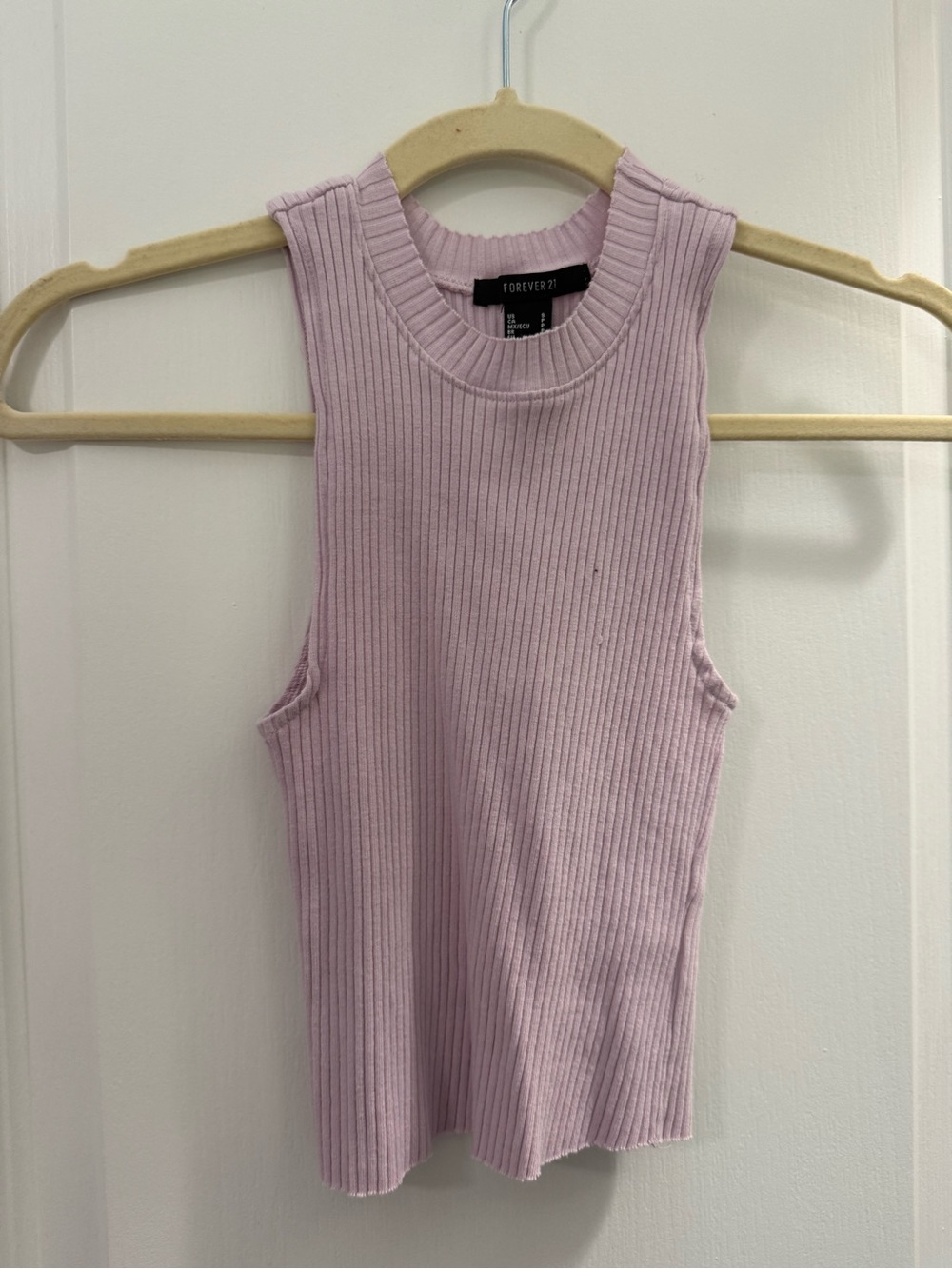 Forever 21 Ribbed Sleeveless Tank Top in Light Pink